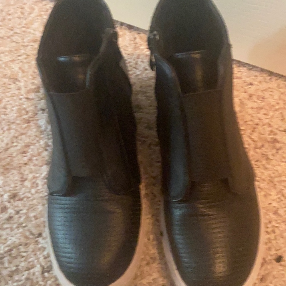 steve madden black wedge booties